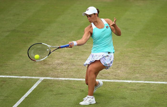 Barty forehand