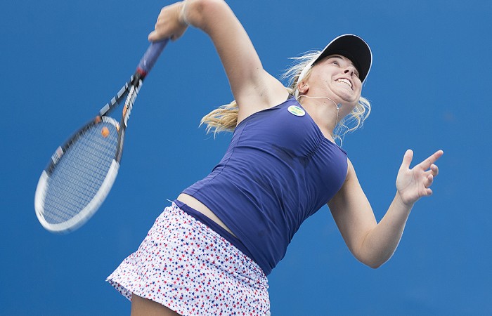 Abbie Myers in action at the Optus 18s Australian Championships; Emily Mogic