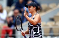 Ash Barty progresses to a second consecutive Grand Slam quarterfinal at Roland Garros; Getty Images