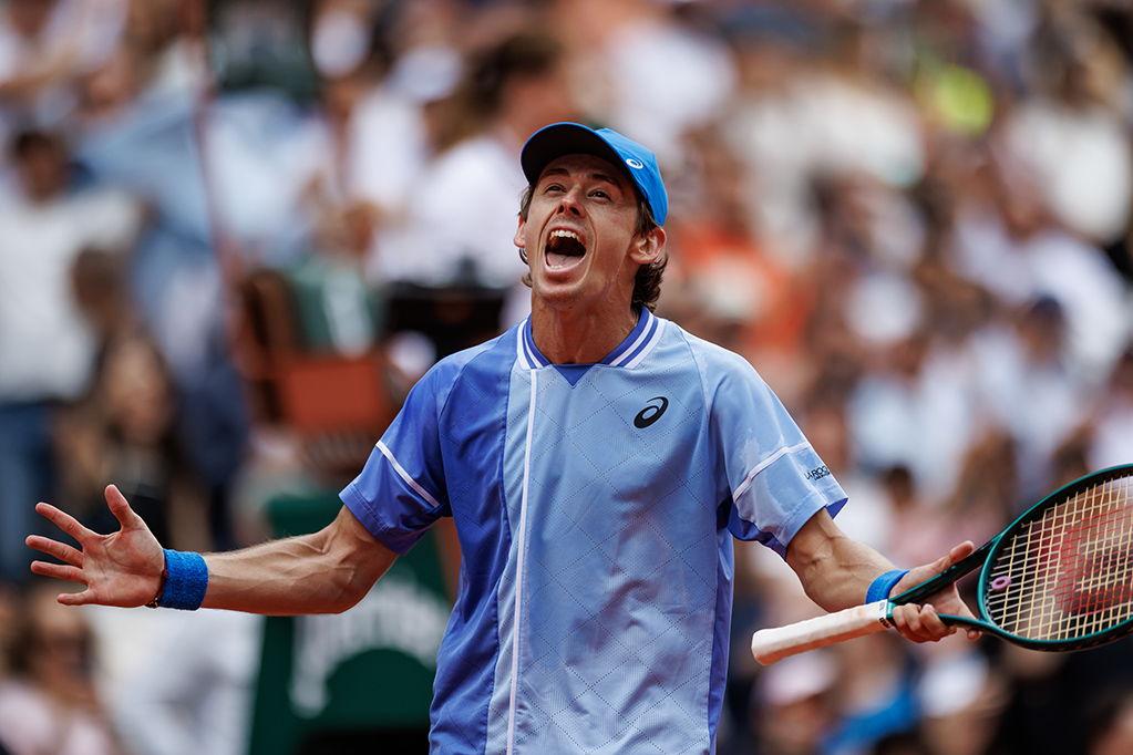 De Minaur declares “I love the clay” after reaching Roland Garros quarterfinals | 4 June, 2024 | All News | News and Features | News and Events