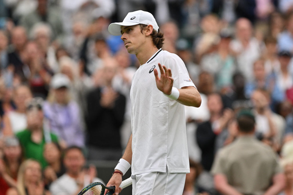 De Minaur withdraws from Wimbledon 2024 due to “freak injury”