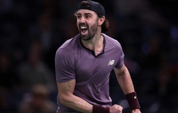 Jordan Thompson defeats Adrian Mannarino to reach the Paris Masters quarterfinals. Photo: Getty Images